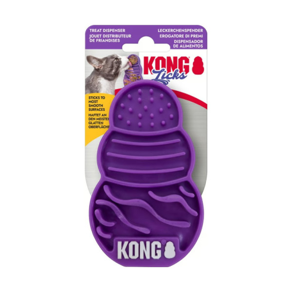Kong Licks Kitty