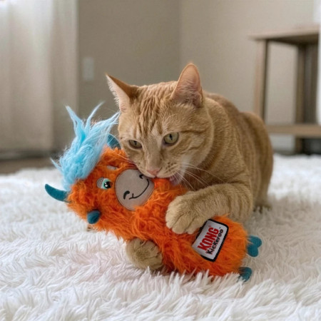 Kong Cat Kickeroo Highland Cow